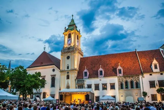 The Blue Church Family Old Town Apartament