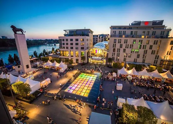 The Blue Church Family Old Town Pozsony